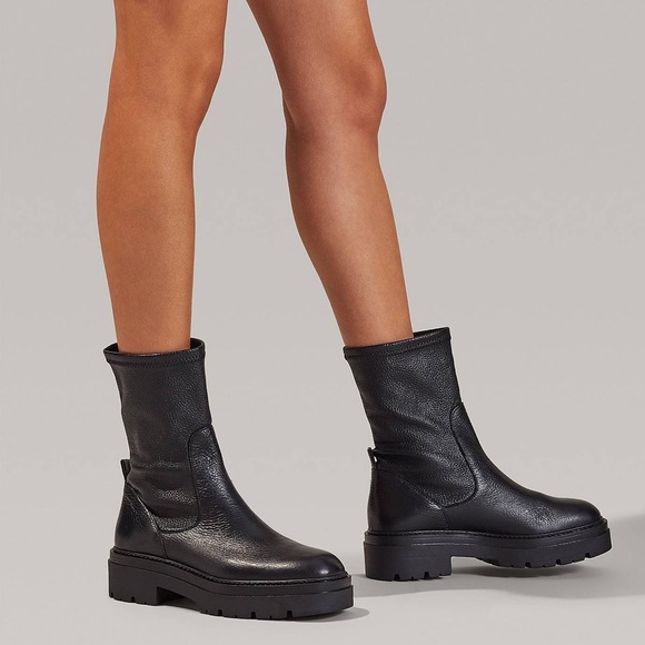 Carvela Lug Sole Boot - Picture 1 of 9